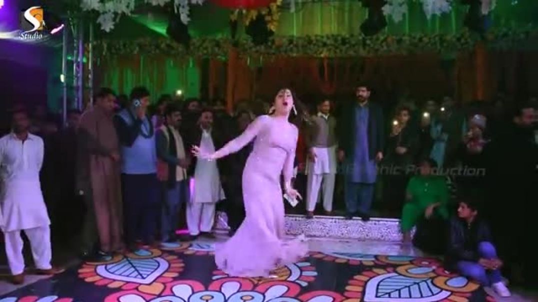 Pari_Paro_Latest_Dance_PerformanceGStudio(0)[Trim]