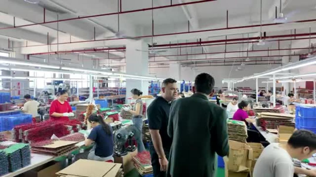 चीन_में_इंडियन_की_फैक्ट्री_Indian_run_a_factory_in_China_Niranjan