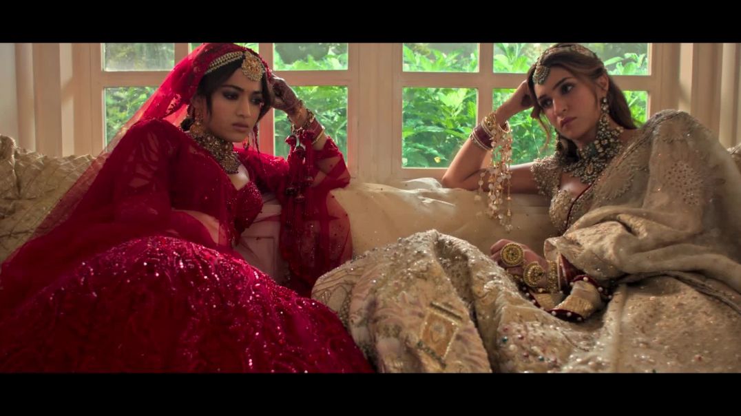 Cocktail_2_Official_Trailer___Shahid_Kapoor,_Kriti_Sanon,_Rashmika_Mandanna___In_Cinemas_19th_June(1