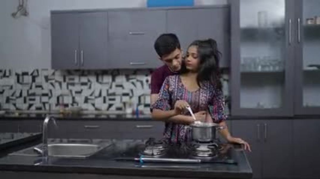⁣Laड़की ने किचन में हार्डकोर सेक्स किया xHamster