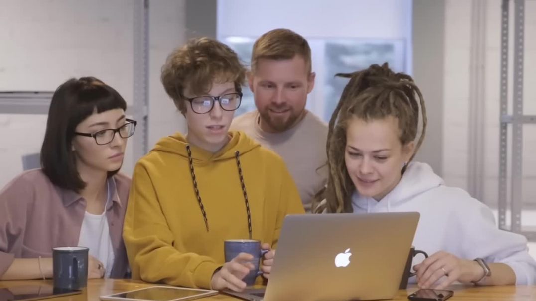 ⁣What is The Best Time to Upload YouTube Videos_ (REAL SECRET)