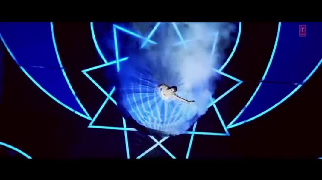 OFFICIAL___World_Dance_Medley__Full_VIDEO_Song___Happy_New_Year___Shah_Rukh_Khan___Vishal,_Shekhar(3