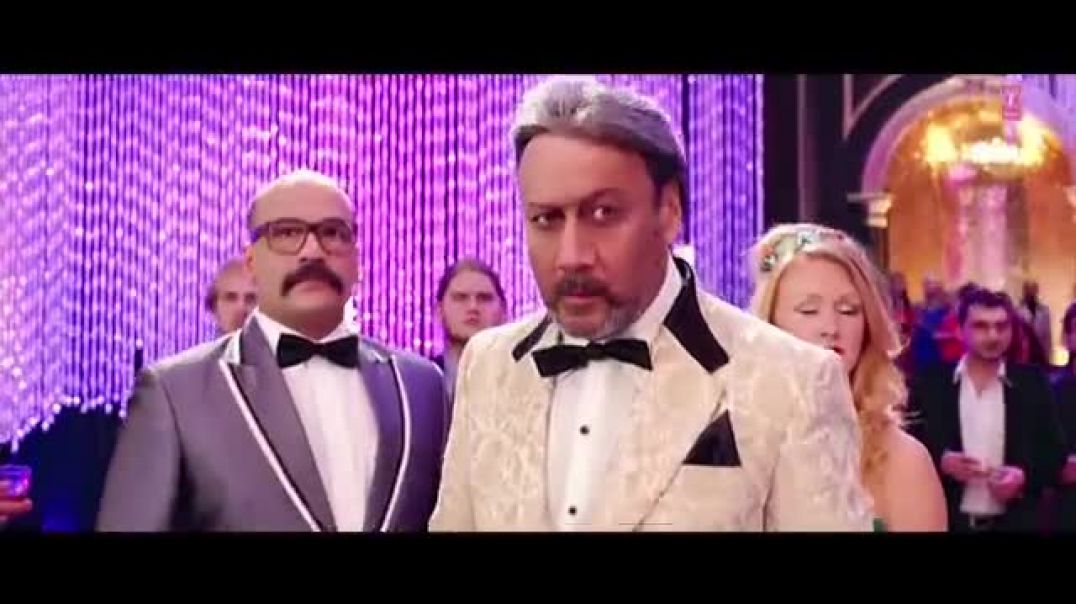 ⁣OFFICIAL___India_Waale__FULL_VIDEO_Song__Happy_New_Year___Shah_Rukh_Khan,_Deepika_Padukone(360p)