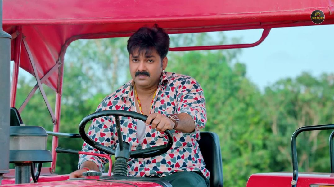 Video___Pawan_Singh___ट्रैक्टर_के_ड्राईवर_पियवा___Priyanka_Singh___Astha_Singh__New_Bhojpuri_Song
