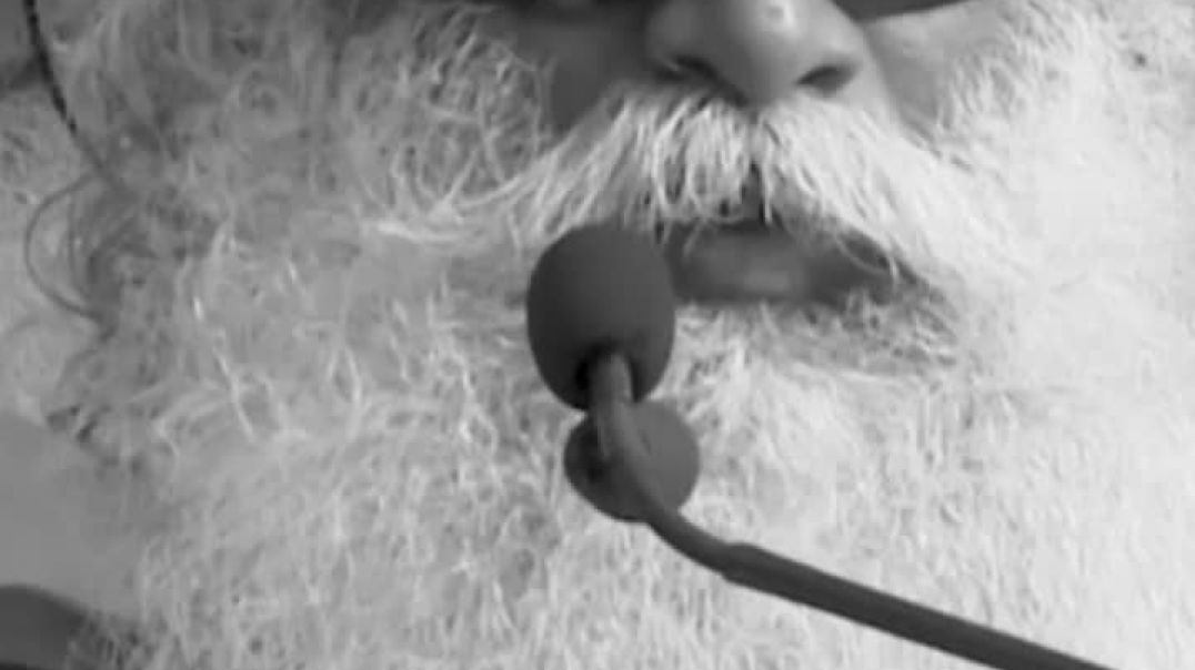 ⁣Why you make enemies - miracle of mind मन का चमत्कार Sadhguru