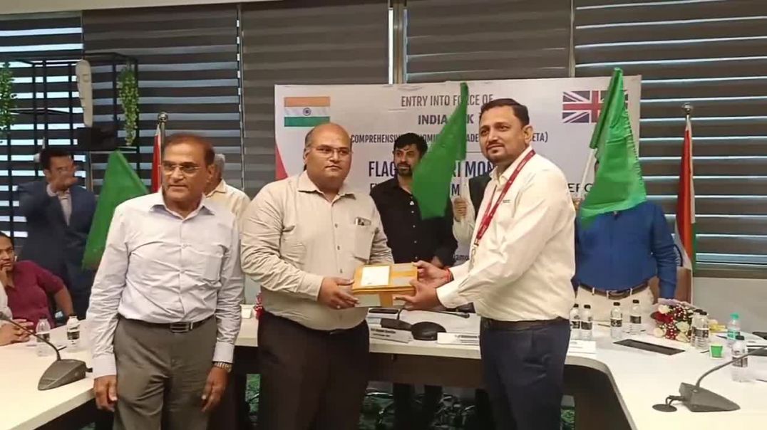 ⁣First jewellery consignment from Surat SEZ flagged off after India-UK CETA comes into effect fro