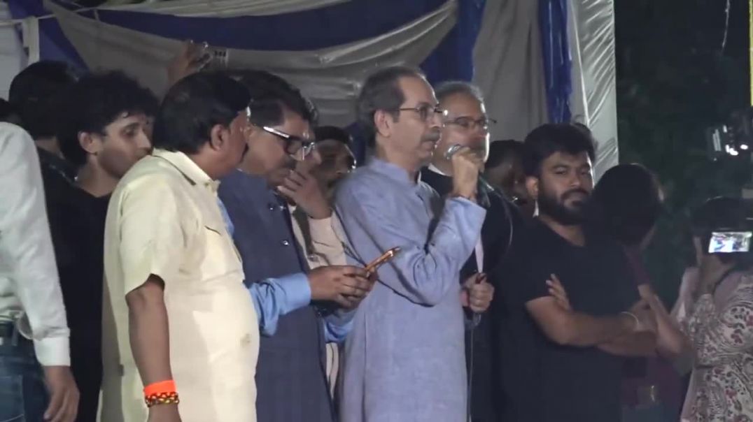 ⁣Meanwhile, Cockroach leader Abhijeet Dipke provides stage to Uddhav Thackrey and Sanjay Raut at
