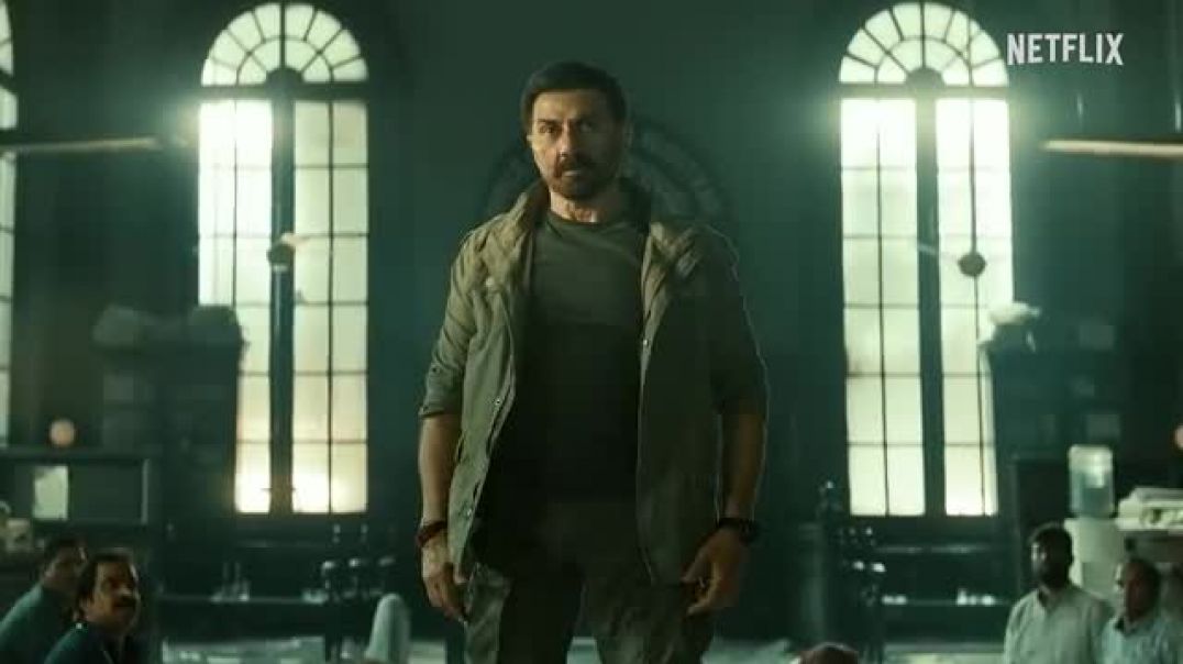 Sunny_Deol’s_FAN-TASTIC_Power_Move_💥_Dhaai_Kilo_Ka_Haath_in_Action!___Jaat___Netflix_India(360p)