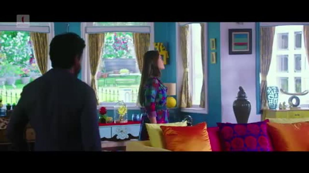 ⁣15_Saal___Dilwale___Romantic_Scene___Shah_Rukh_Khan,_Kajol(360p)